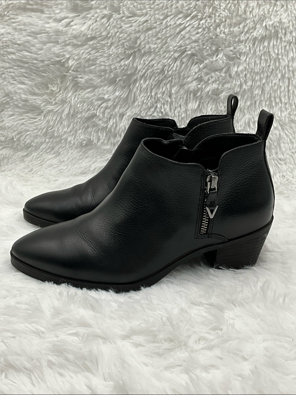 Vionic Booties Size 8W Black Ankle Booties Side Zipper
